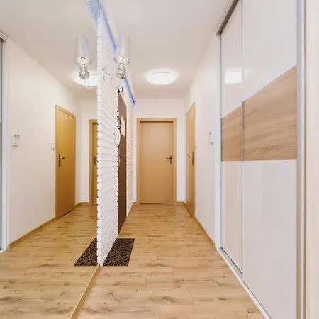 Dreamview Premium Kamienna By Renters *