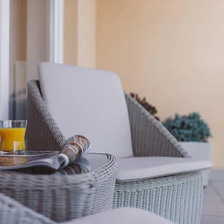 Dreamview Premium Kamienna By Renters